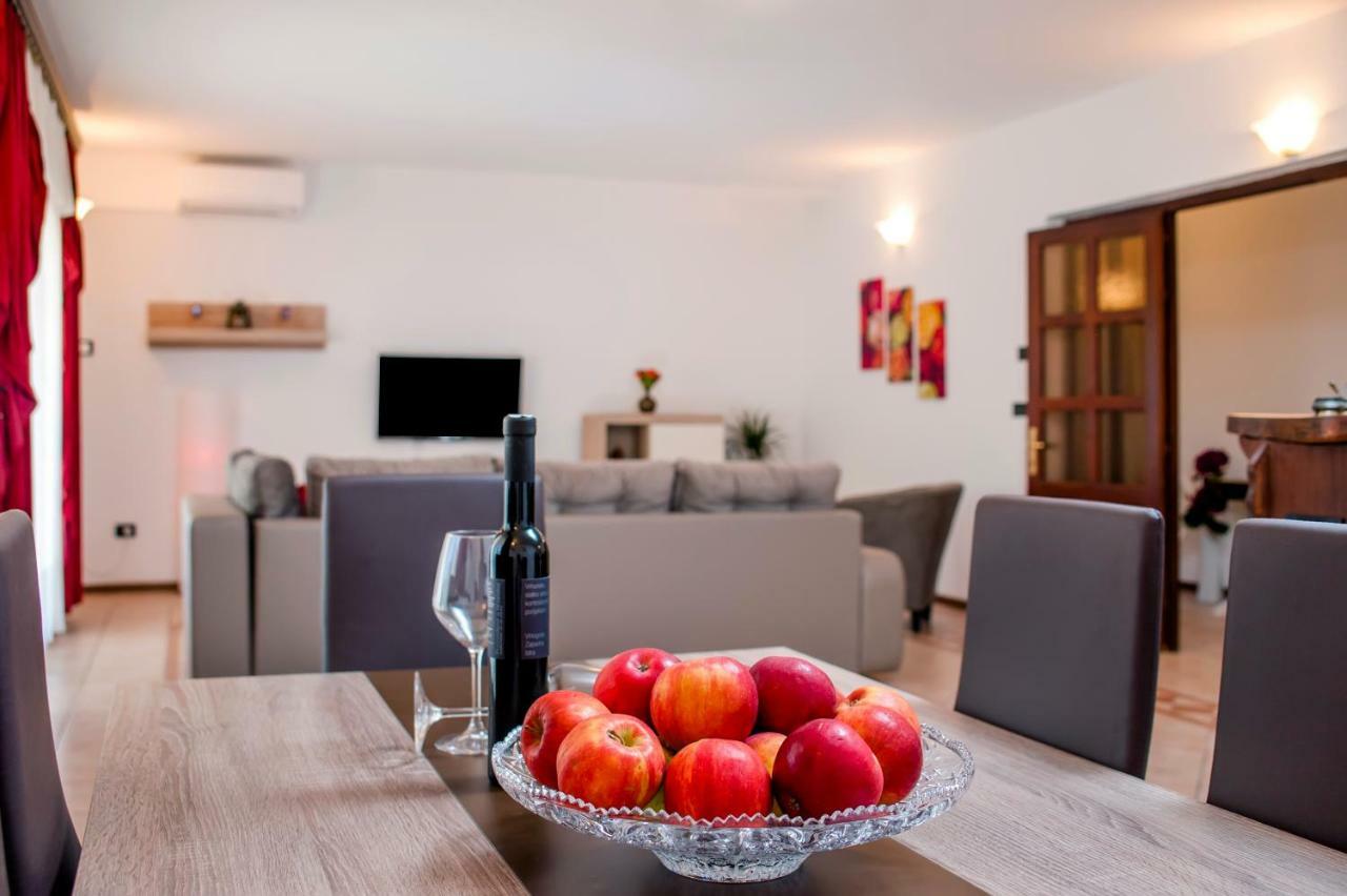 Apartment St. Antonio 罗维尼 外观 照片
